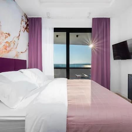 New Luxury Sagnia, 4 En-suite Bedrooms, Sea Views Makarska