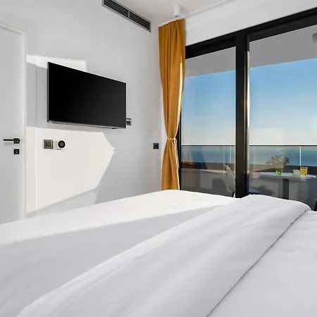 New Luxury Sagnia, 4 En-suite Bedrooms, Sea Views Villa