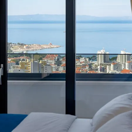 Willa Luxury Sagnia, 4 En-suite Bedrooms, Sea Views *