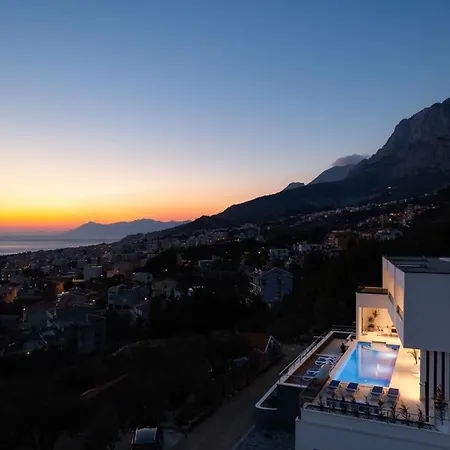 New Luxury Sagnia, 4 En-suite Bedrooms, Sea Views Villa *