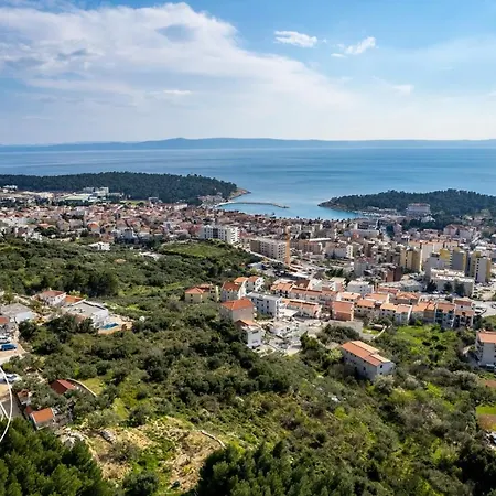 Villa New Luxury Sagnia, 4 En-suite Bedrooms, Sea Views Makarska
