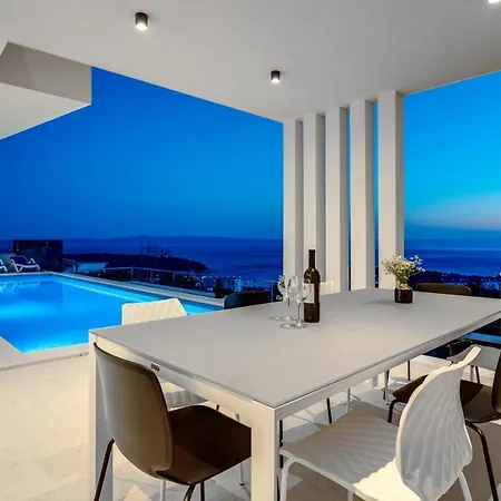 Willa Luxury Sagnia, 4 En-suite Bedrooms, Sea Views Makarska