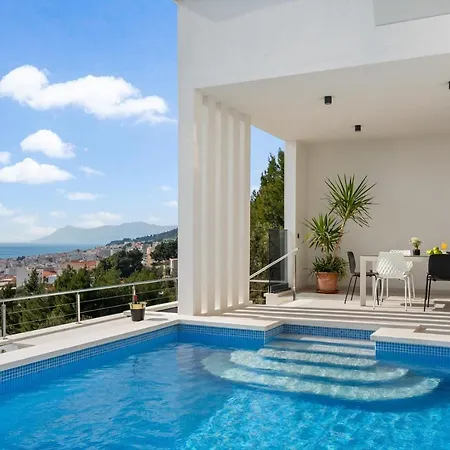 New Luxury Sagnia, 4 En-suite Bedrooms, Sea Views Makarska