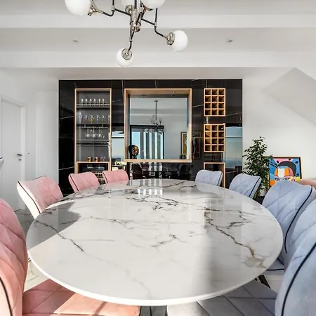 Luxury Sagnia, 4 En-suite Bedrooms, Sea Views Willa